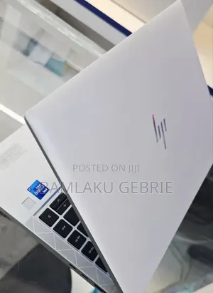 New Laptop HP EliteBook 840 G8 16GB Intel Core I7 SSD 512GB