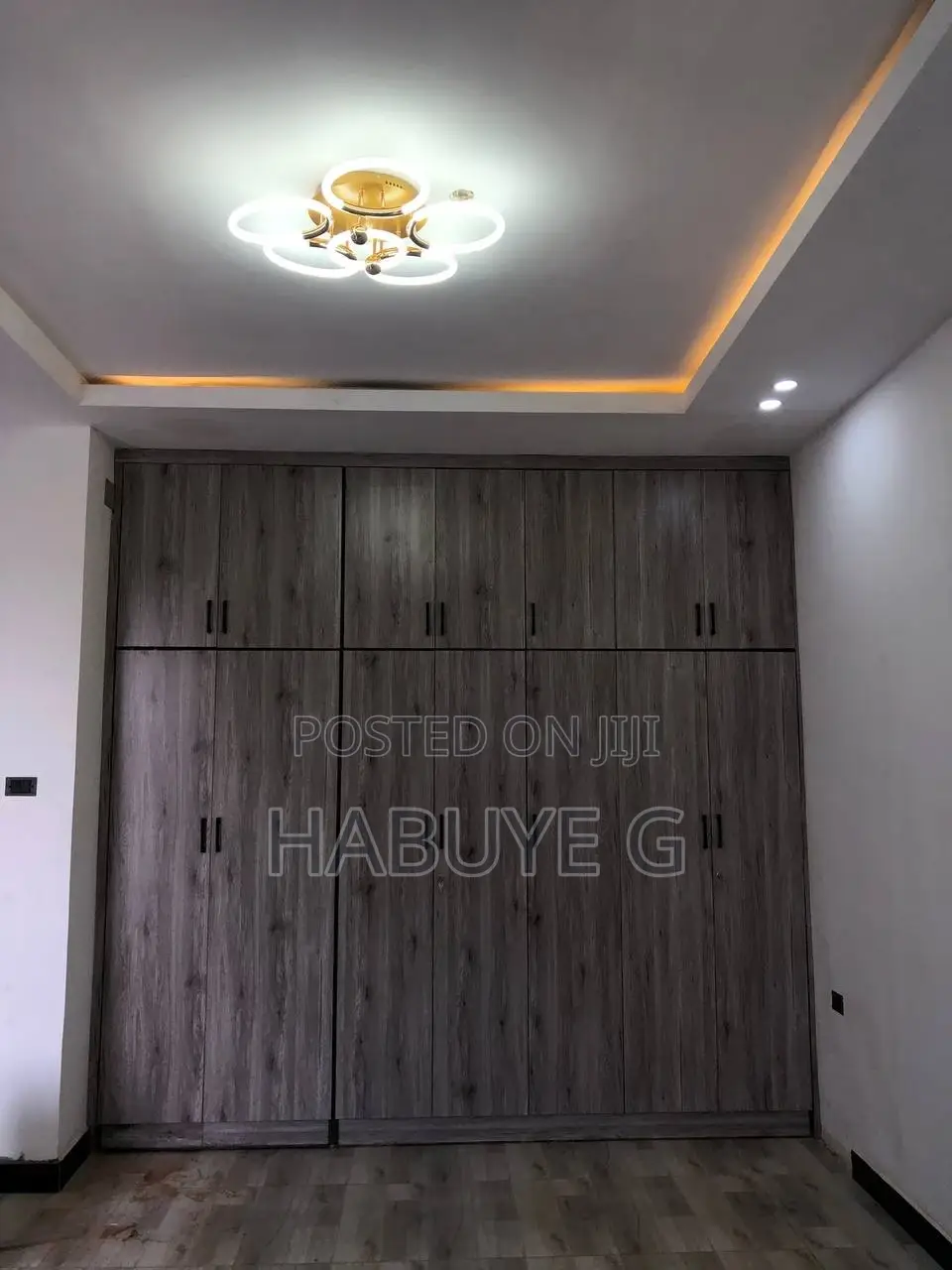 Furnished 5bdrm House in Bole for sale