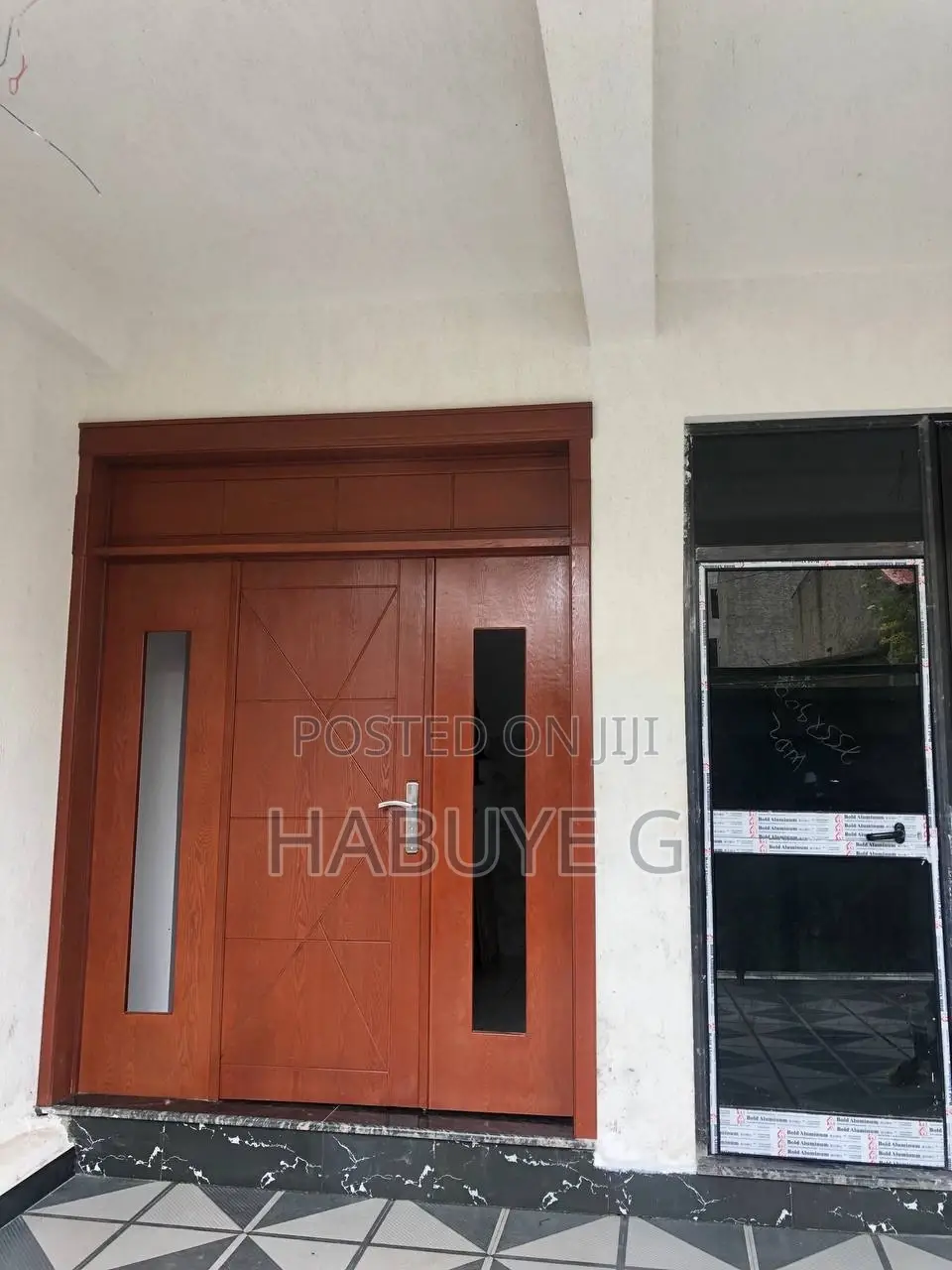 Furnished 5bdrm House in Bole for sale