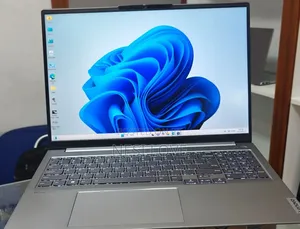 New Laptop Lenovo ThinkBook 15 32GB Intel Core I7 SSD 512GB