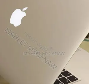 New Laptop Apple MacBook Pro 2017 8GB Intel Core i5 SSD 128GB