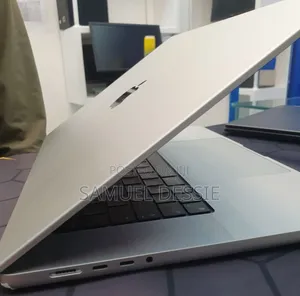 New Laptop Apple MacBook Pro M1 32GB Apple M1 SSD 512GB
