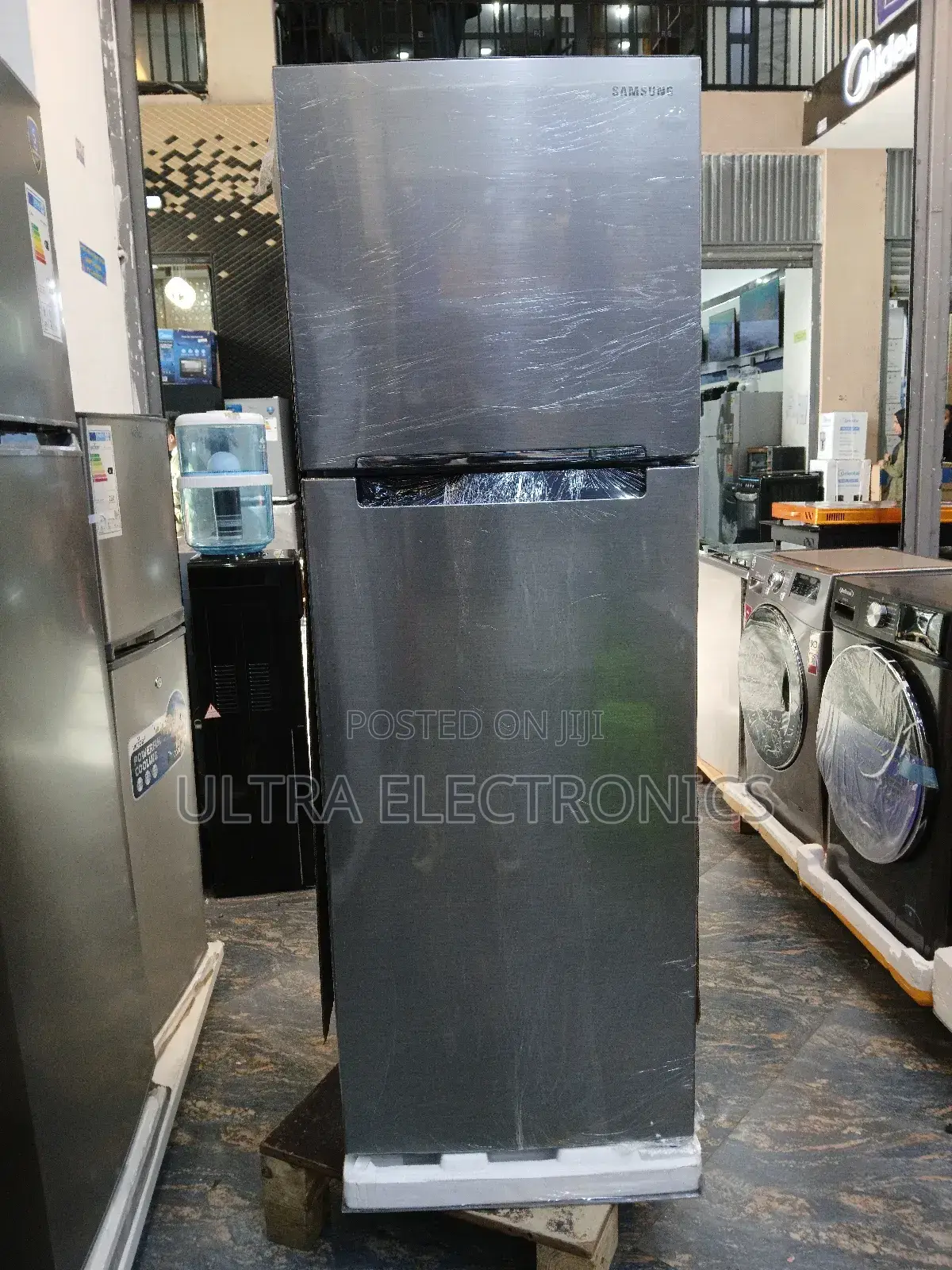Samsung Refrigerator 310 L