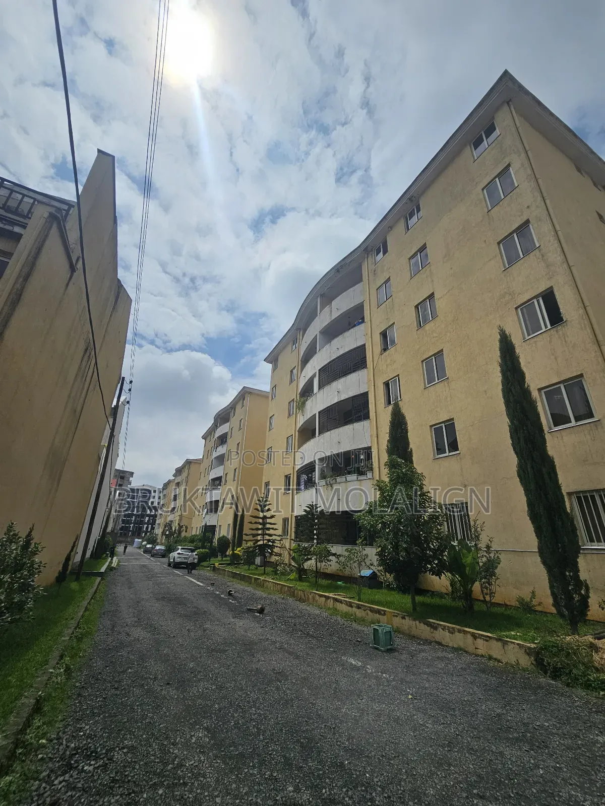 3bdrm Apartment in አያት Sunshine, Yeka for sale