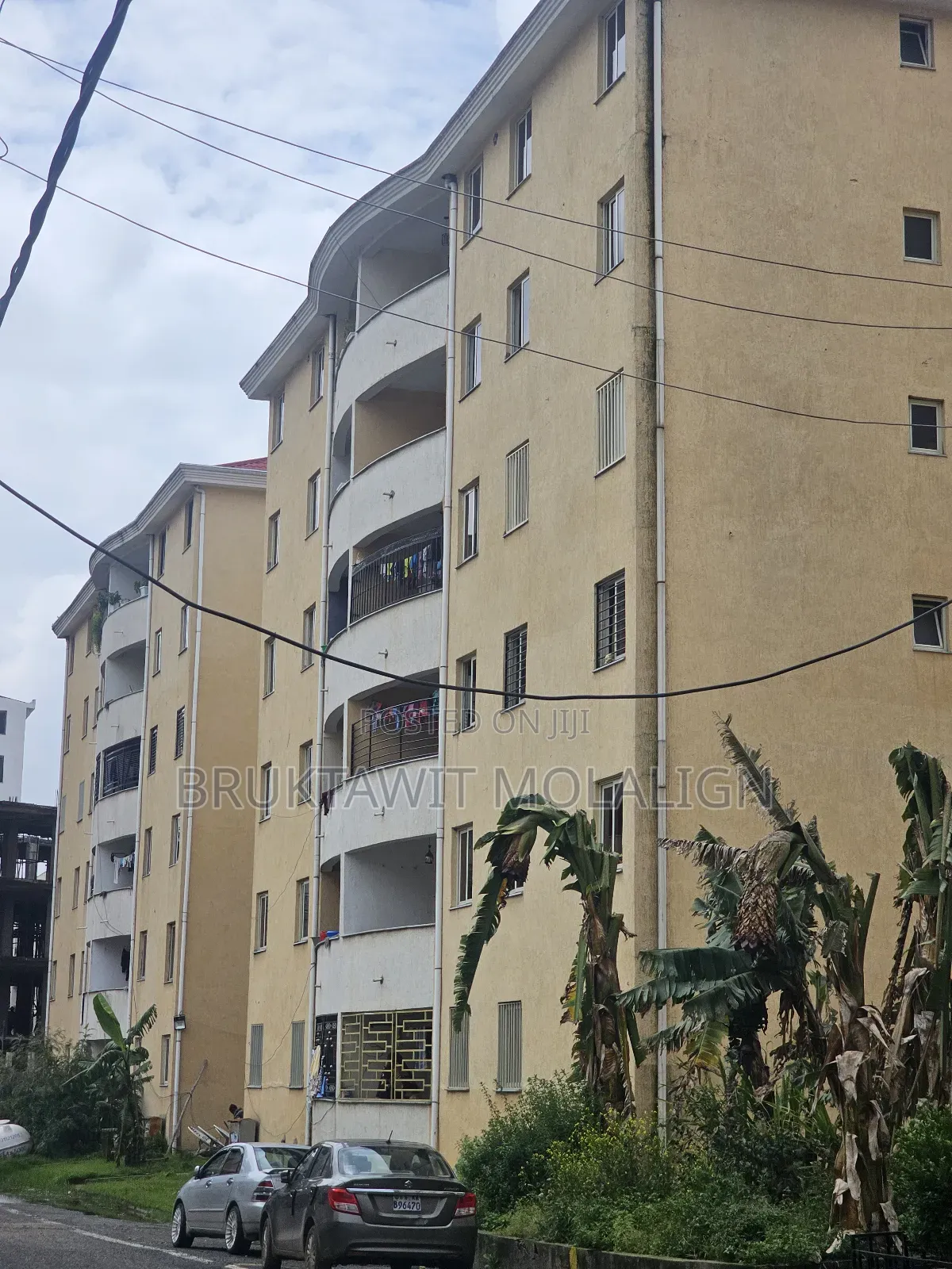 3bdrm Apartment in አያት Sunshine, Yeka for sale