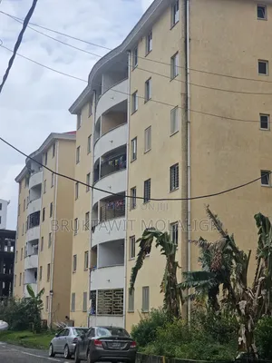 3bdrm Apartment in አያት Sunshine, Yeka for sale
