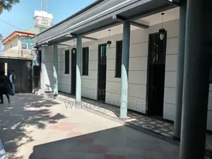 Furnished 5bdrm House in ኦሮሚያ ዱከም ከተማ, Oromia-Finfinne for sale