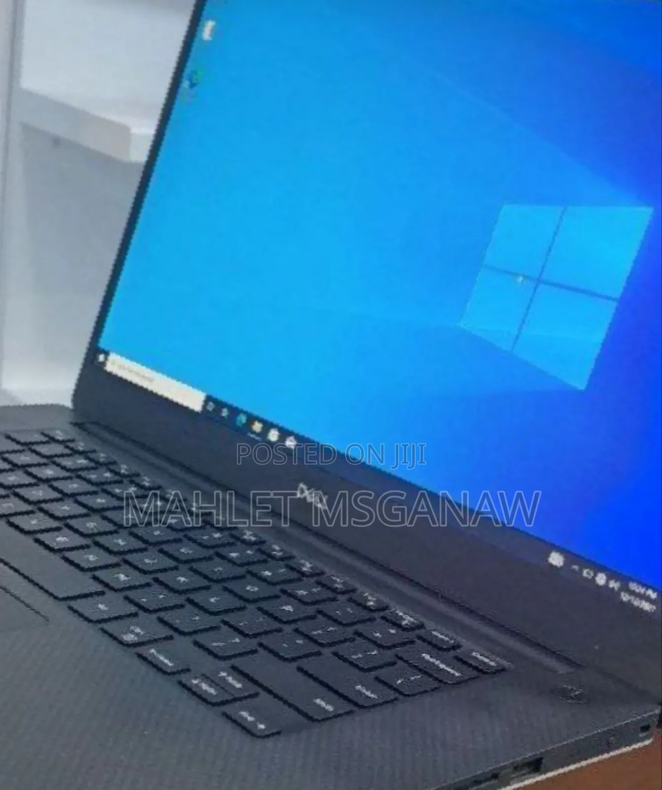 New Laptop Dell Precision 15 3520 16GB Intel Core I7 SSD 512GB