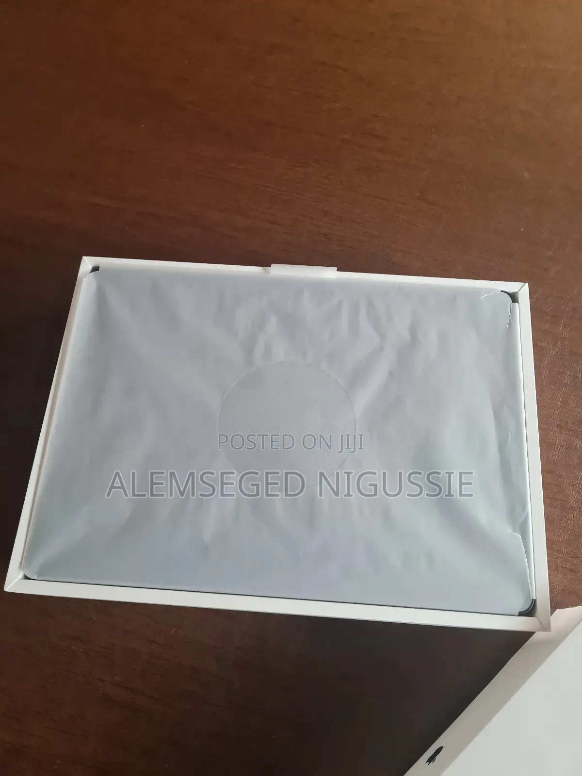 New Laptop Apple MacBook Air 2022 M2 8GB Apple M2 SSD 256GB