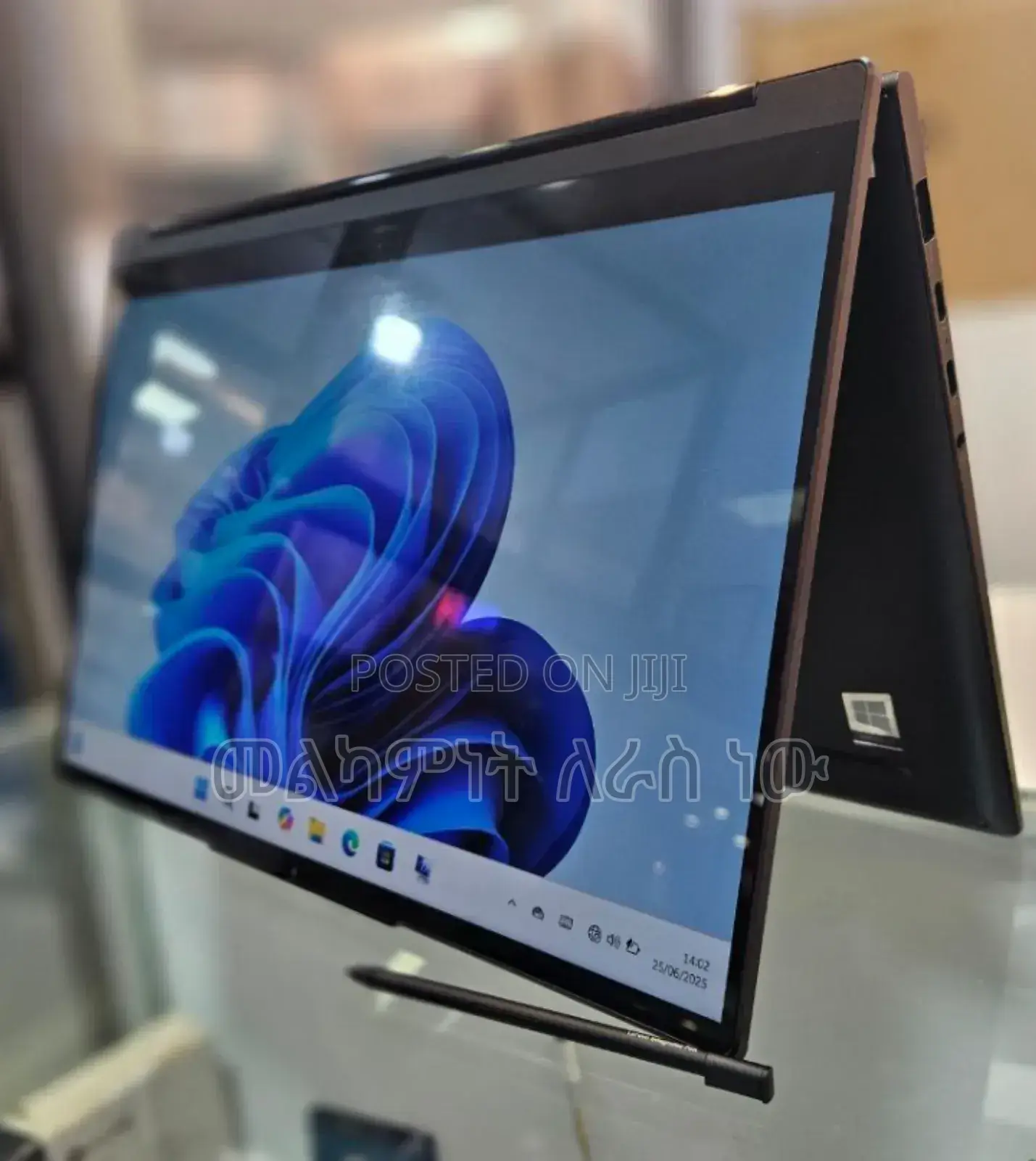 New Laptop Lenovo Yoga 9i 16GB Intel Core I7 SSD 512GB