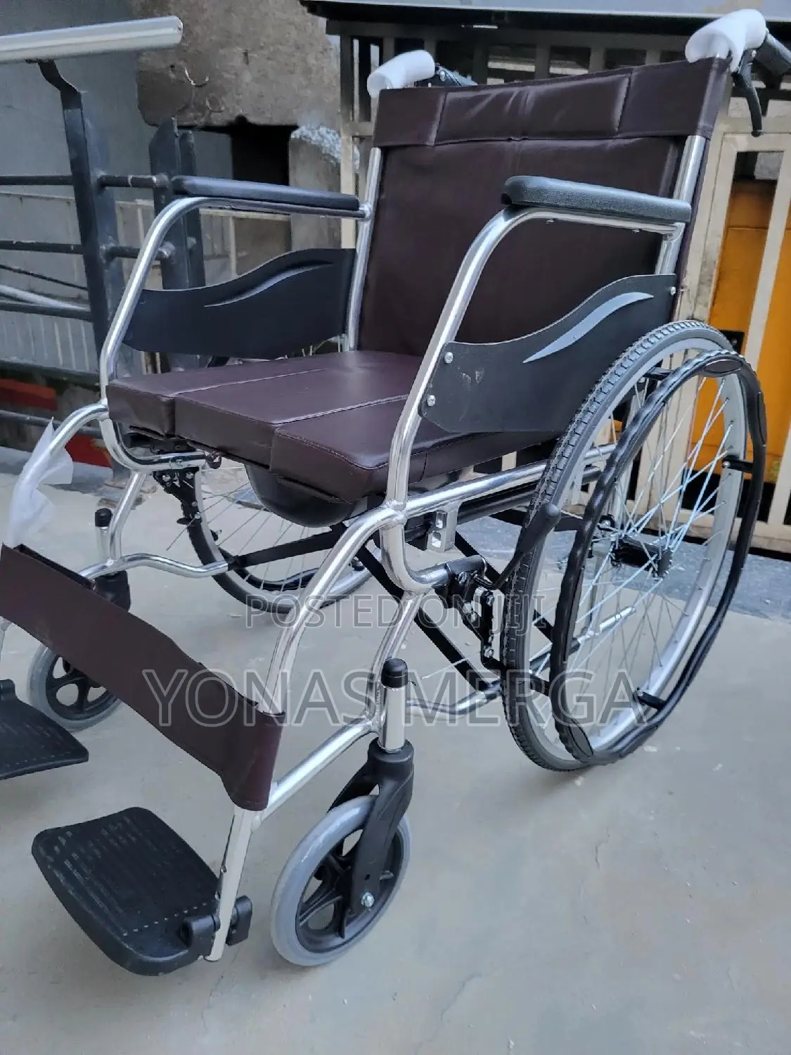Commode+Toilet Wheelchair檢[]Wheelchair=Œwheelchair鄉قwheelchair