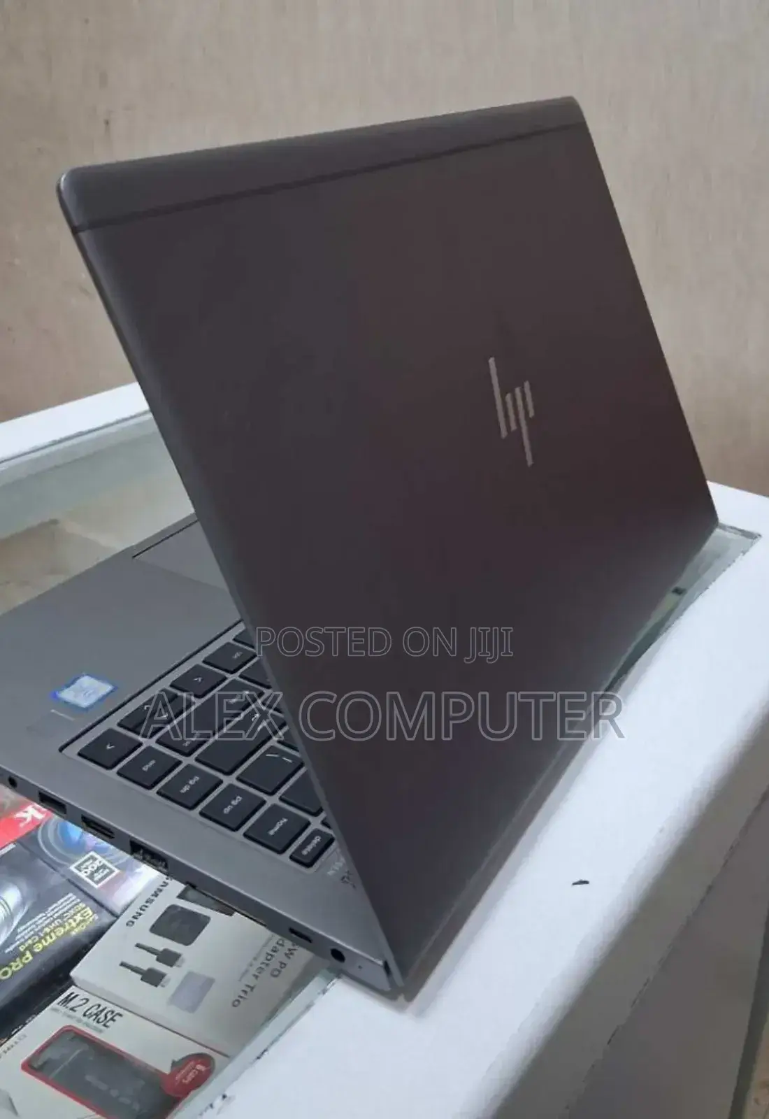 New Laptop HP ZBook Studio G5 16GB Intel Core I7 SSD 512GB