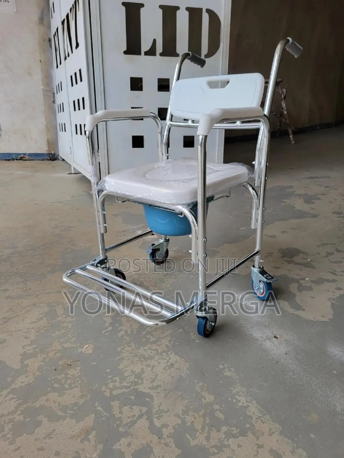 Commode Chairث藏toilet Chair釙፶commodo+Pot Chair0舍good Helper for Elder