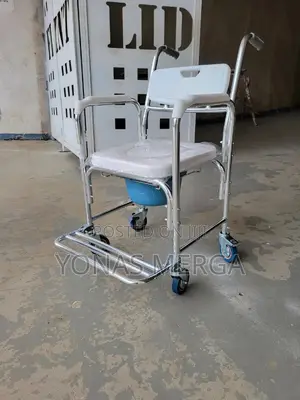 Photo - Commode Chairث藏toilet Chair釙፶commodo+Pot Chair0舍good Helper for Elder