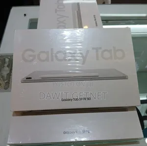 Photo - New Laptop Samsung Galaxy Book 2 6GB Intel Core i7 HDD 512GB