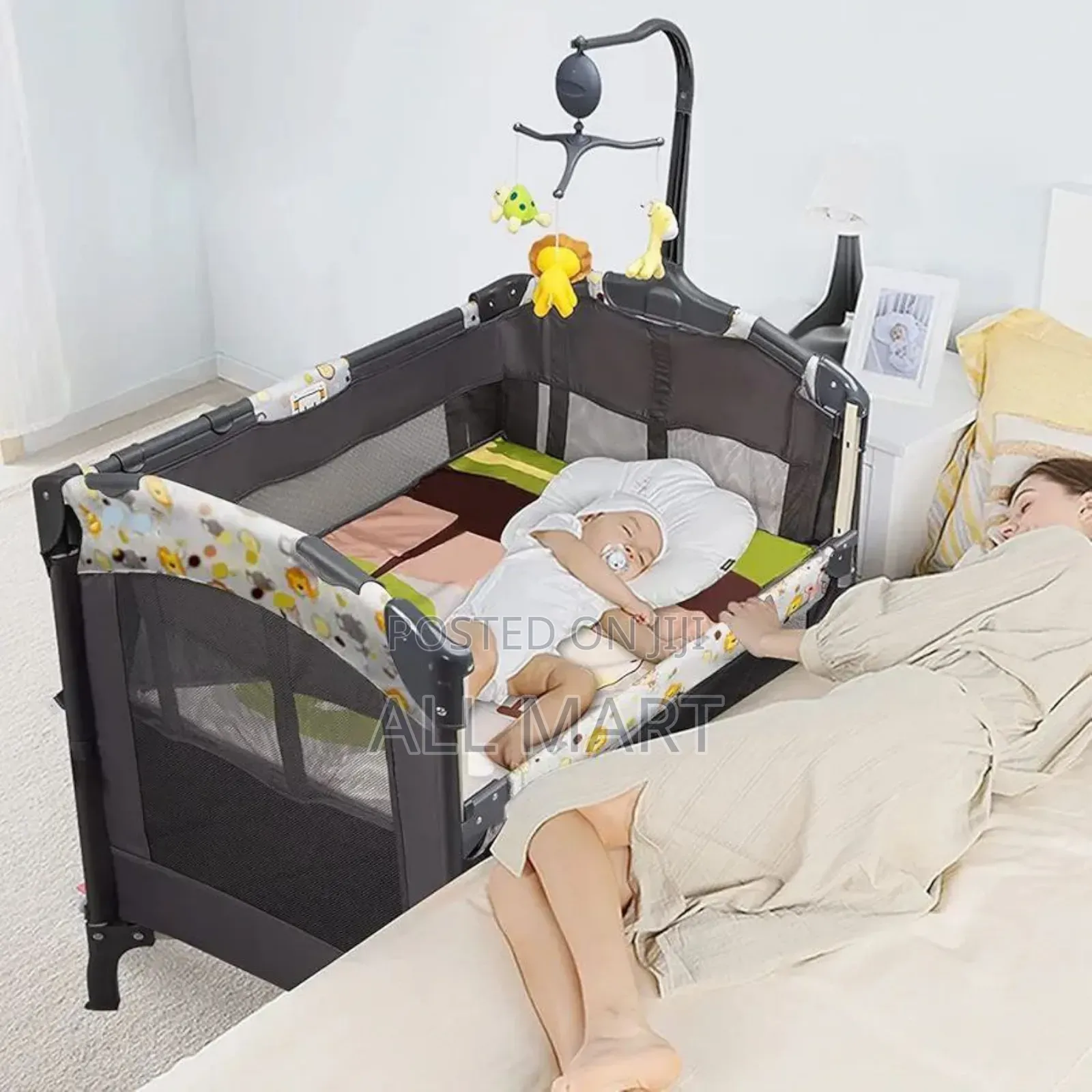 High Quality Foldable Multifunctional Baby Bed