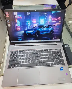 New Laptop HP ZBook Power G9 I7 32GB Intel Core I7 SSD 1T