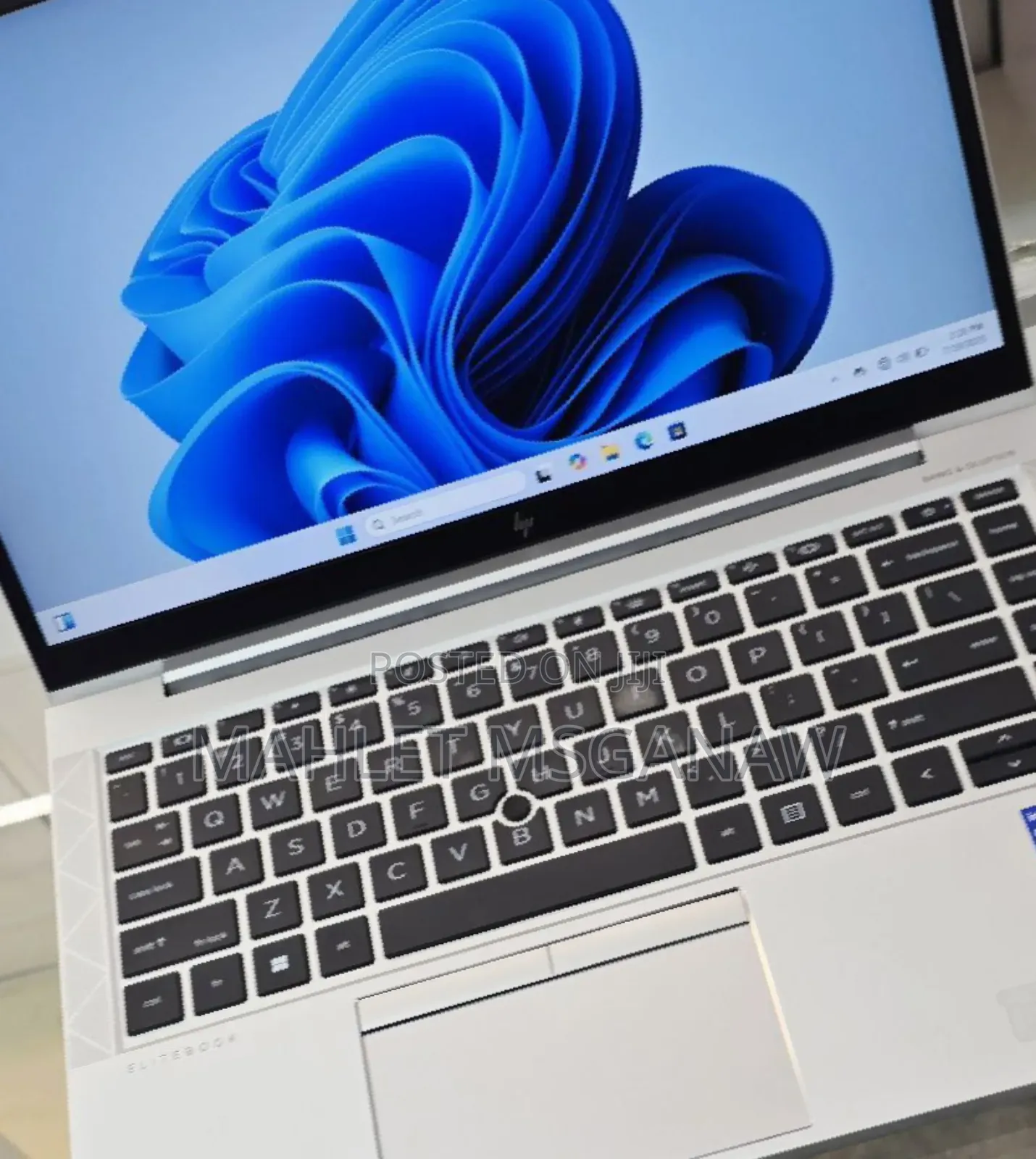 New Laptop HP EliteBook 840 G8 16GB Intel Core I7 SSD 512GB