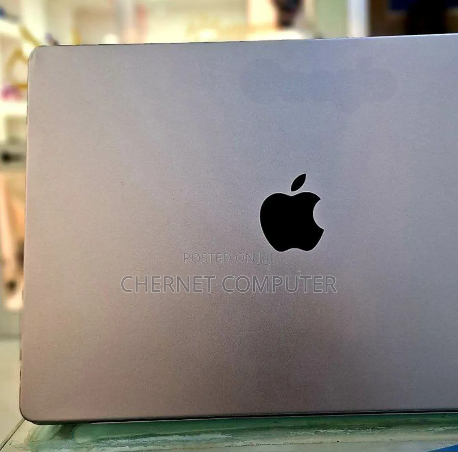 New Laptop Apple MacBook Pro 2021 M1 16GB SSD 512GB