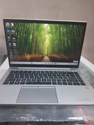 New Laptop HP EliteBook 845 G8 16GB AMD Ryzen 5 SSD 512GB