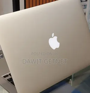 New Laptop Apple MacBook Pro 2019 8GB Intel Core i5 SSD 128GB