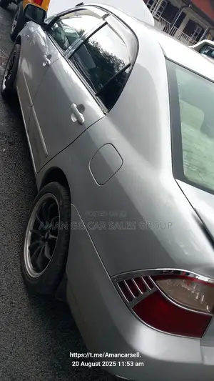 Toyota Corolla 2005 Silver