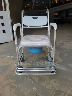Photo - Toilet Chair勃፩commode Chair発三multi-Use Chair÷=Travel Chair With Tires