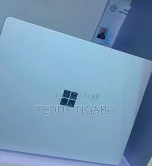 New Laptop Microsoft Surface Laptop 4 8GB Intel Core i5 SSD 256GB