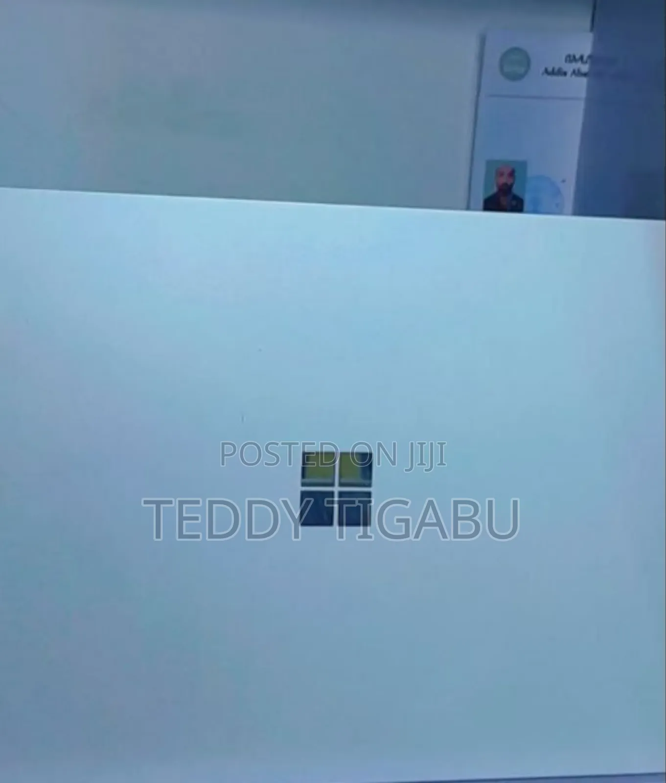 New Laptop Microsoft Surface Laptop 4 8GB Intel Core i5 SSD 256GB