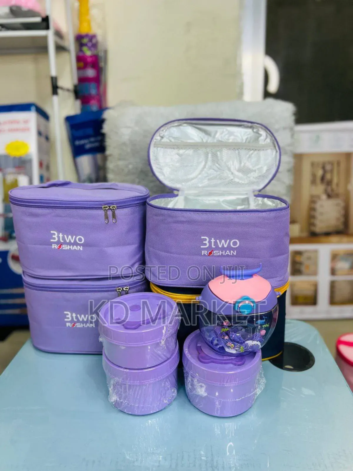 3 Two Quality Lunch Box