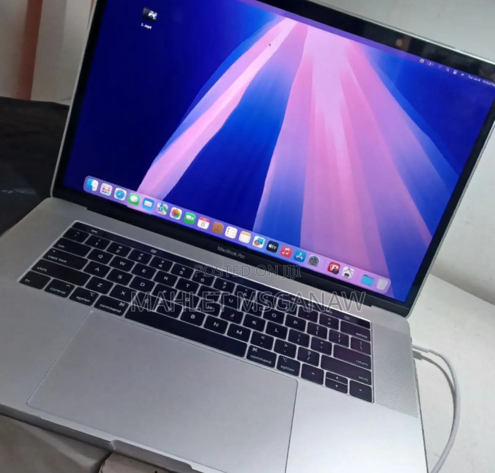 New Laptop Apple MacBook 32GB Intel Core I9 SSD 1T