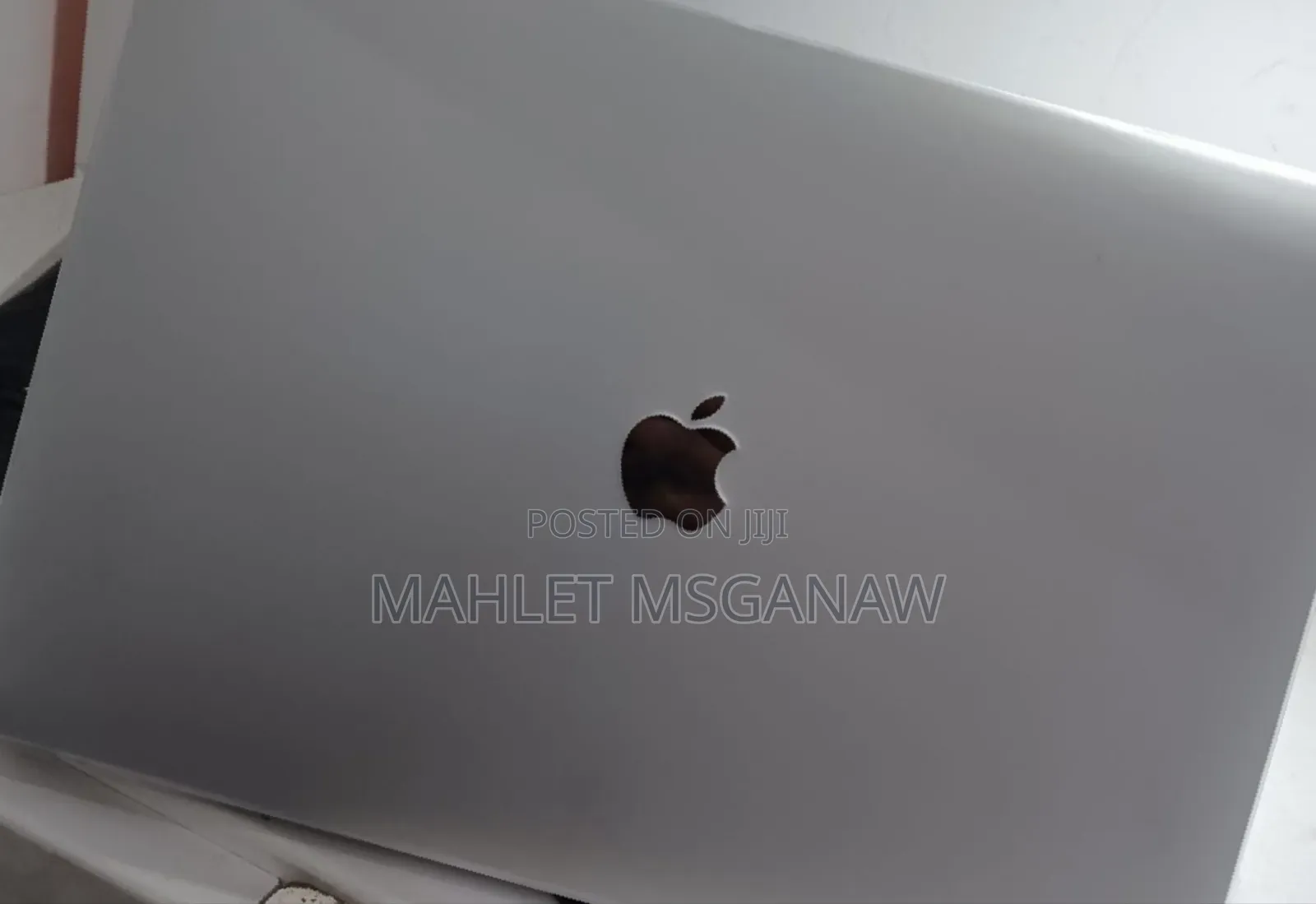 New Laptop Apple MacBook 32GB Intel Core I9 SSD 1T