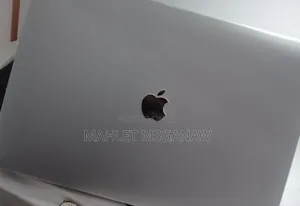 New Laptop Apple MacBook 32GB Intel Core I9 SSD 1T