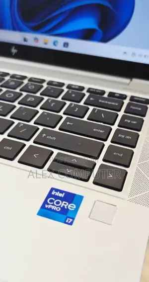 New Laptop HP EliteBook 840 G8 16GB Intel Core I7 SSD 512GB