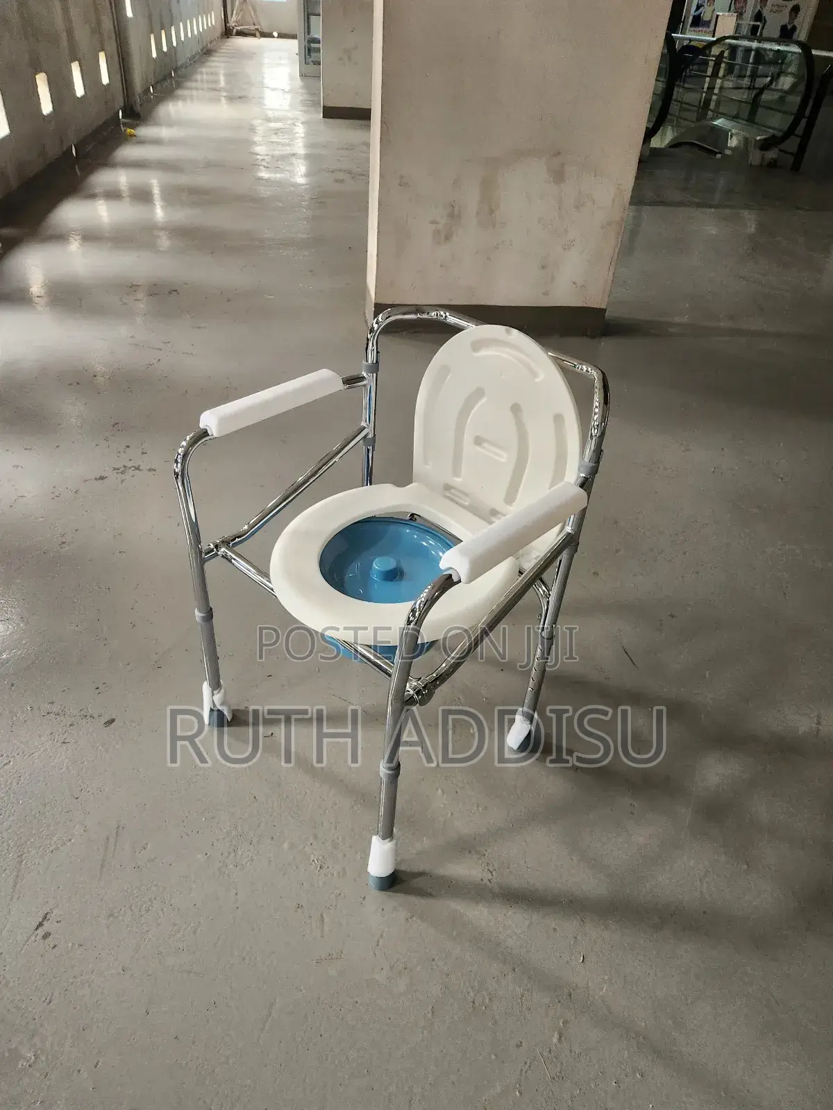 Toilet Chair乏力toilet Chair重要commode Chair乏味commode Chair鵝蛋commode Chai