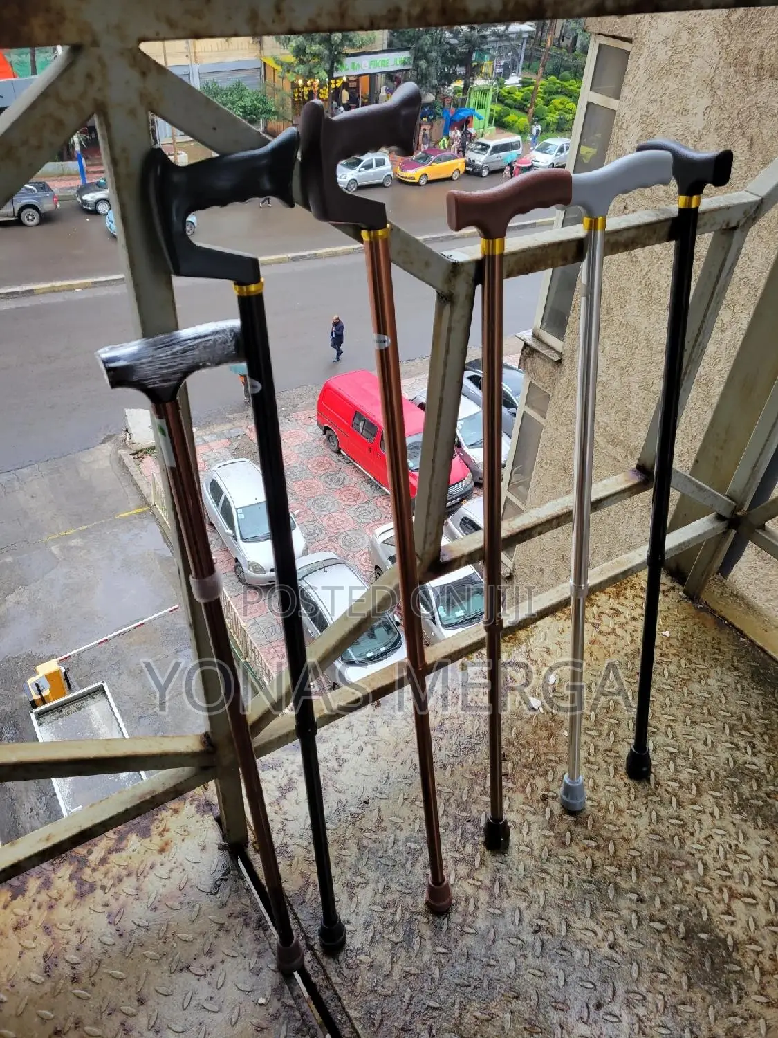 High-Quality Walking Sticks容飞cane+Slip Bottom Makes You Feel More