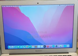 New Laptop Apple MacBook Pro 2017 8GB Intel Core I5 SSD 128GB