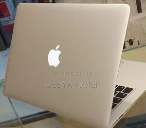 New Laptop Apple MacBook Pro 2017 8GB Intel Core I5 SSD 128GB