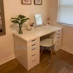 Modern Study Table