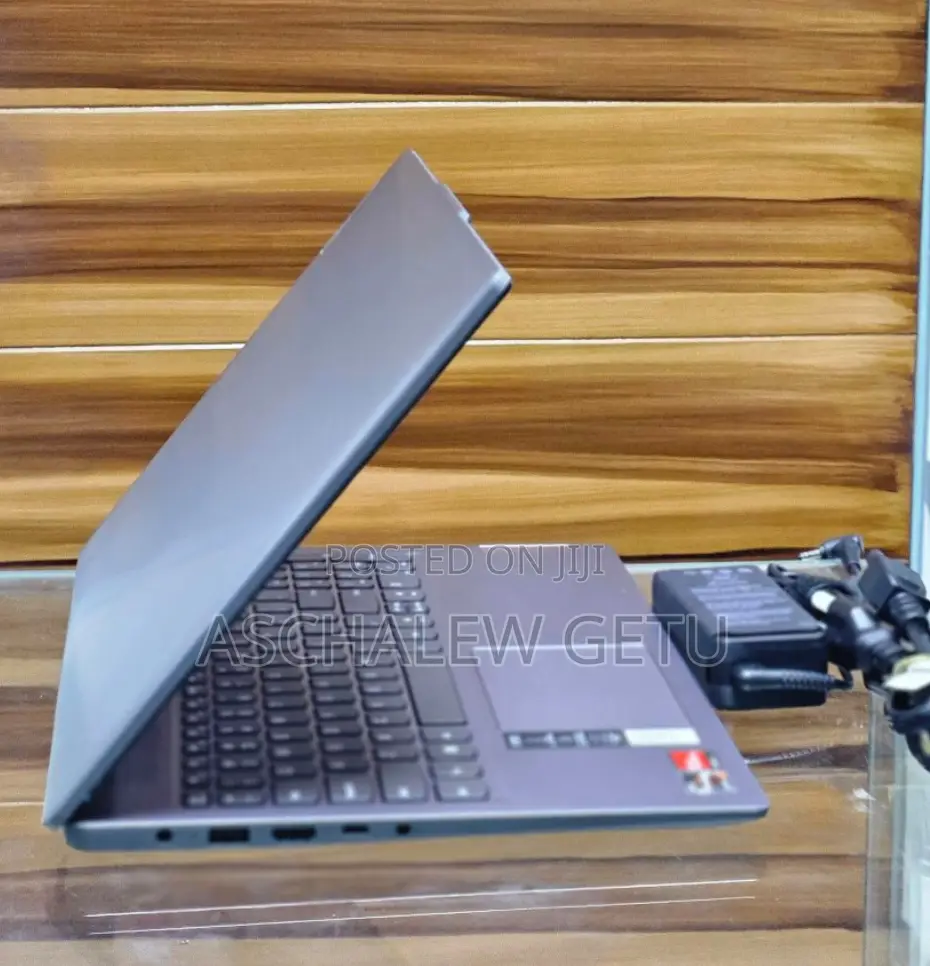 New Laptop Lenovo Ideapad 3 16GB AMD Ryzen 7 SSD 512GB