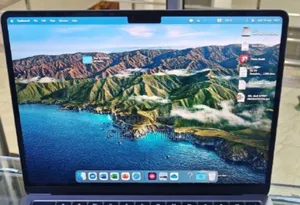 New Laptop Apple MacBook 8GB Apple M2 SSD 512GB