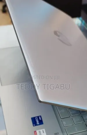 New Laptop HP Pavilion 15 8GB Intel Core I7 SSD 512GB