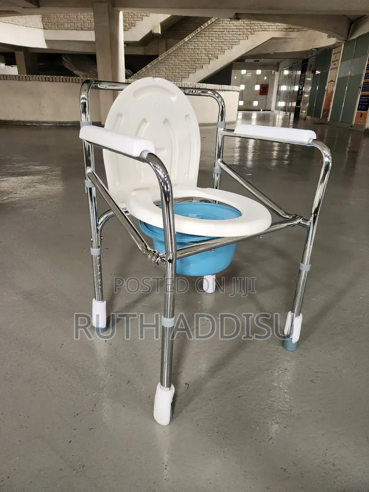 Poty Chair絫的toilet Washable朱紅commode Chair嵾了brand New Commode Chair