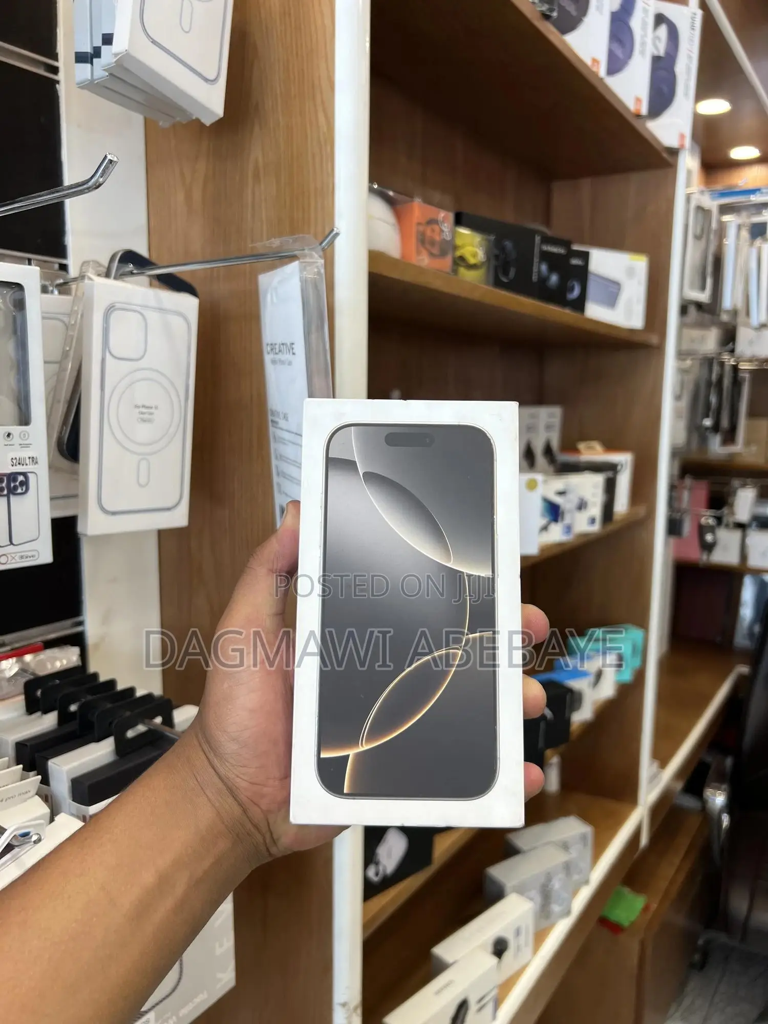 New Apple iPhone 16 Pro Max 256 GB Gray