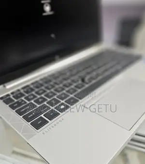 New Laptop HP EliteBook 840 G8 16GB Intel Core I5 SSD 512GB