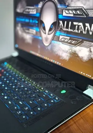New Laptop Alienware M17x R2 16GB Intel Core I7 SSD 512GB