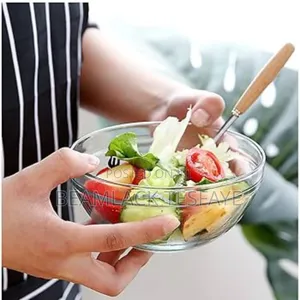 Transparent Glass Salad Bowl