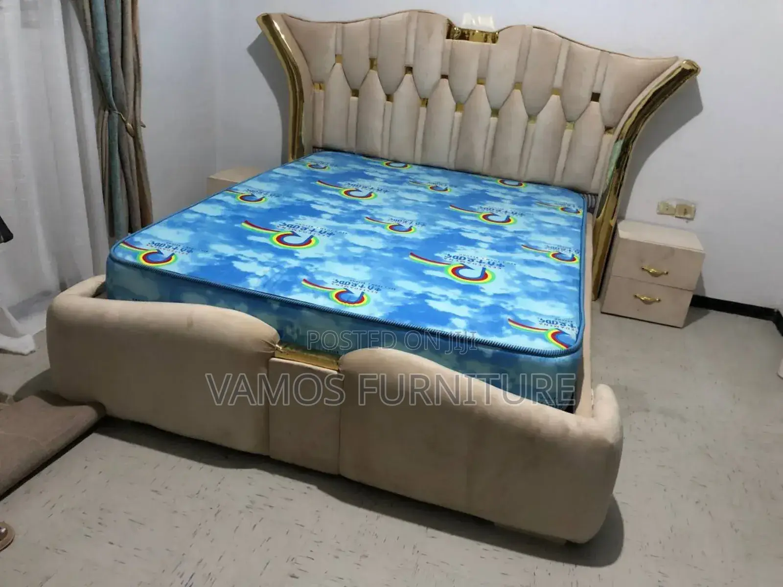 Bed Alga አልጋ