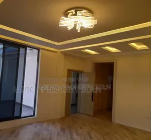 8bdrm House in Bole for sale