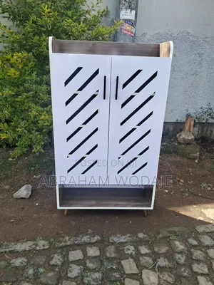 Photo - Modern Shoe Rack